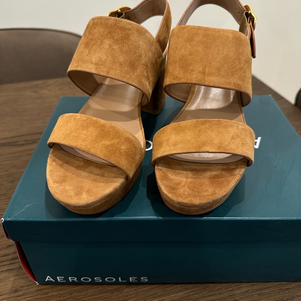 AEROSOLES “Camera” Women's  Suede Block Heel Sandals in Cognac